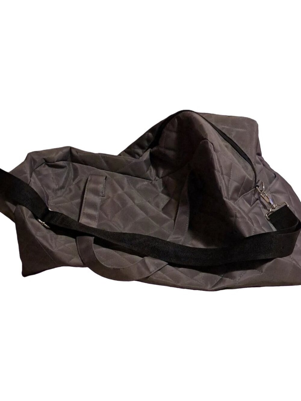 DSW Gray Quilted Polyester Duffle Bag 18" &amp; Under, Unisex, Straps
